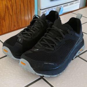 Altra Women's Olympus 4 size 7.5